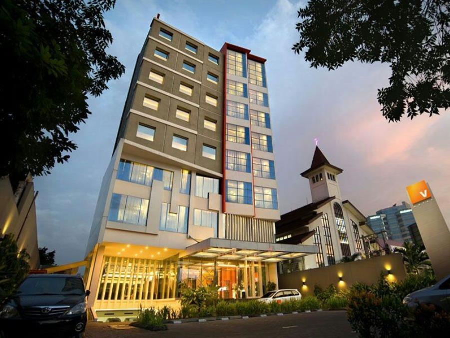 V Hotel Tebet Jakarta Exteriör bild